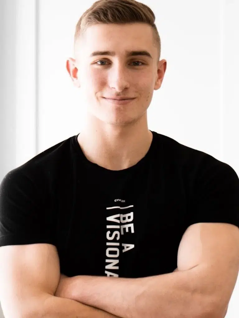 Eric Struk Biography: Wiki, Age, Career, Height, Weight, Boyfriend, Net Worth & More